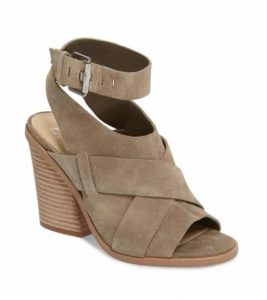 Nordstrom Anniversary Sale Top Picks featured by top Orlando life and style blog, Fabulously Overdressed.