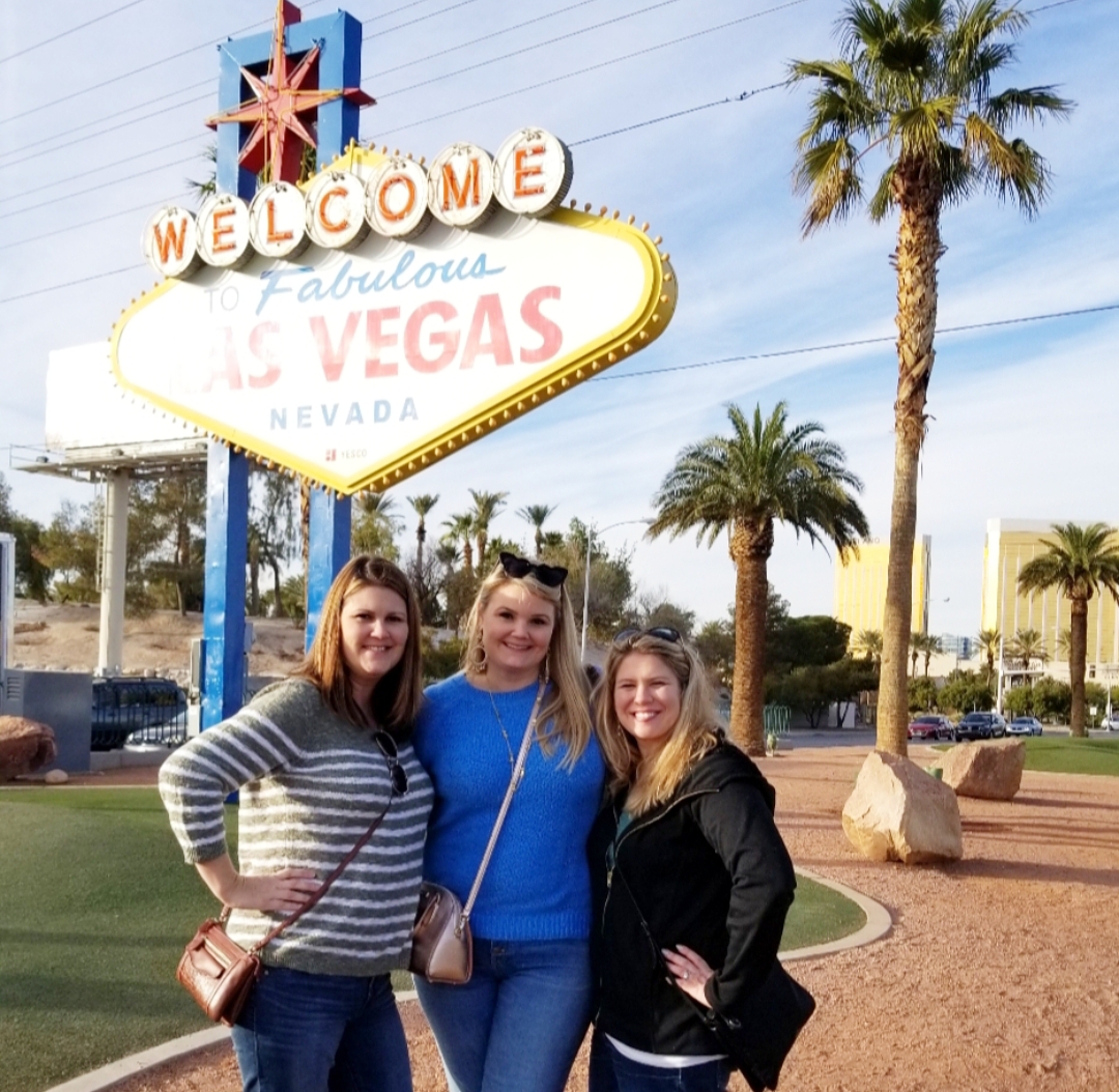 Las-vegas-travel-guide-fabulouslyoverdressed