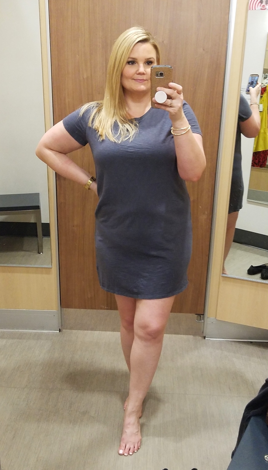 Orlando blogger Emily of Fabulously Overdressed shares this casual spring dress from Target.