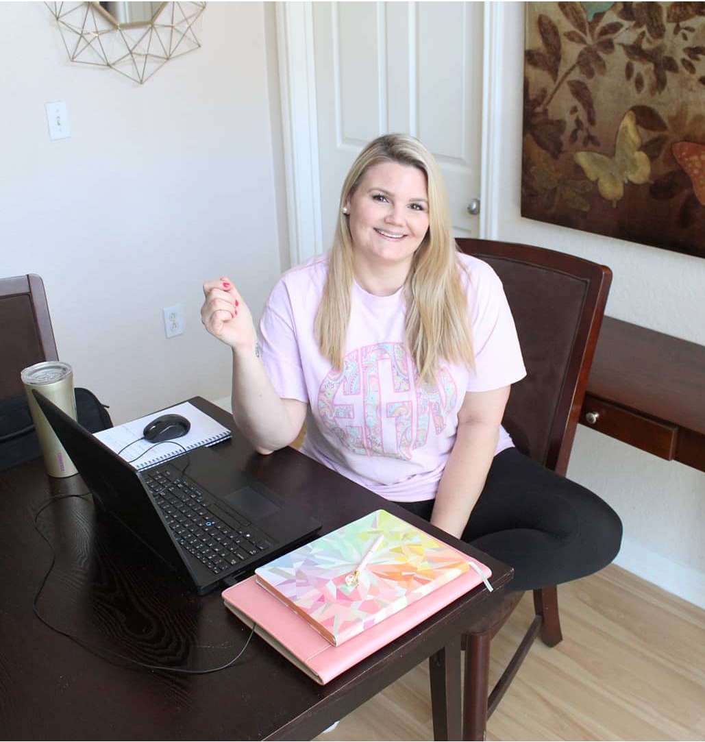 Orlando blogger Emily of Fabulously Overdressed shares 7 tips for working from home